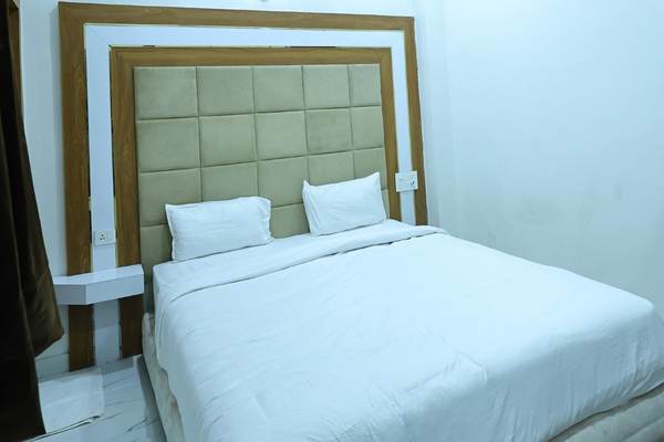 Deluxe Double Bed Room